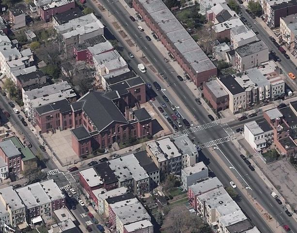 greenpoint: greenpoint carlyer str